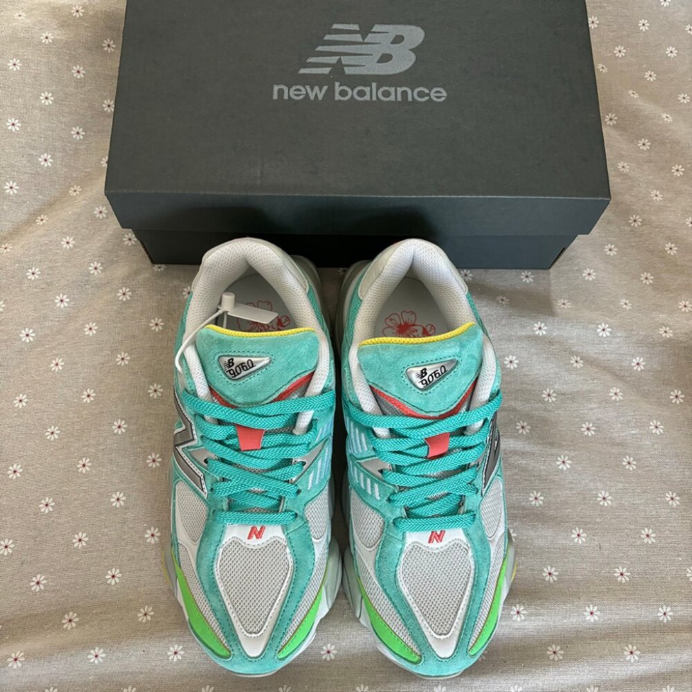 New Balance 9060 Dtlr Cyan Burst Sneakers
